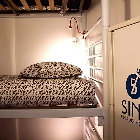 5 Sins Chiado Lisbona