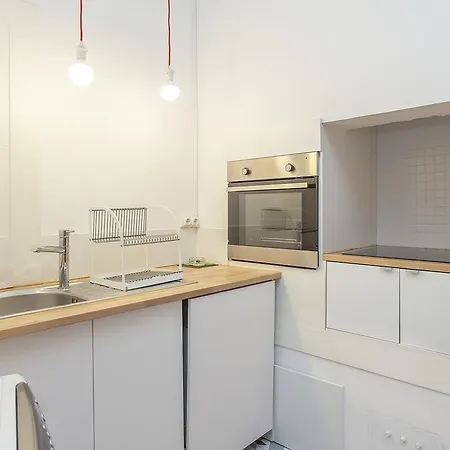 5 Sins Chiado Hostel Lissabon