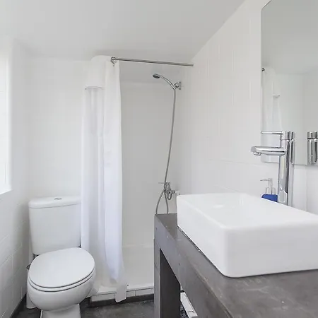 5 Sins Chiado Hostel *