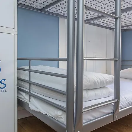 5 Sins Chiado Hostel Lissabon